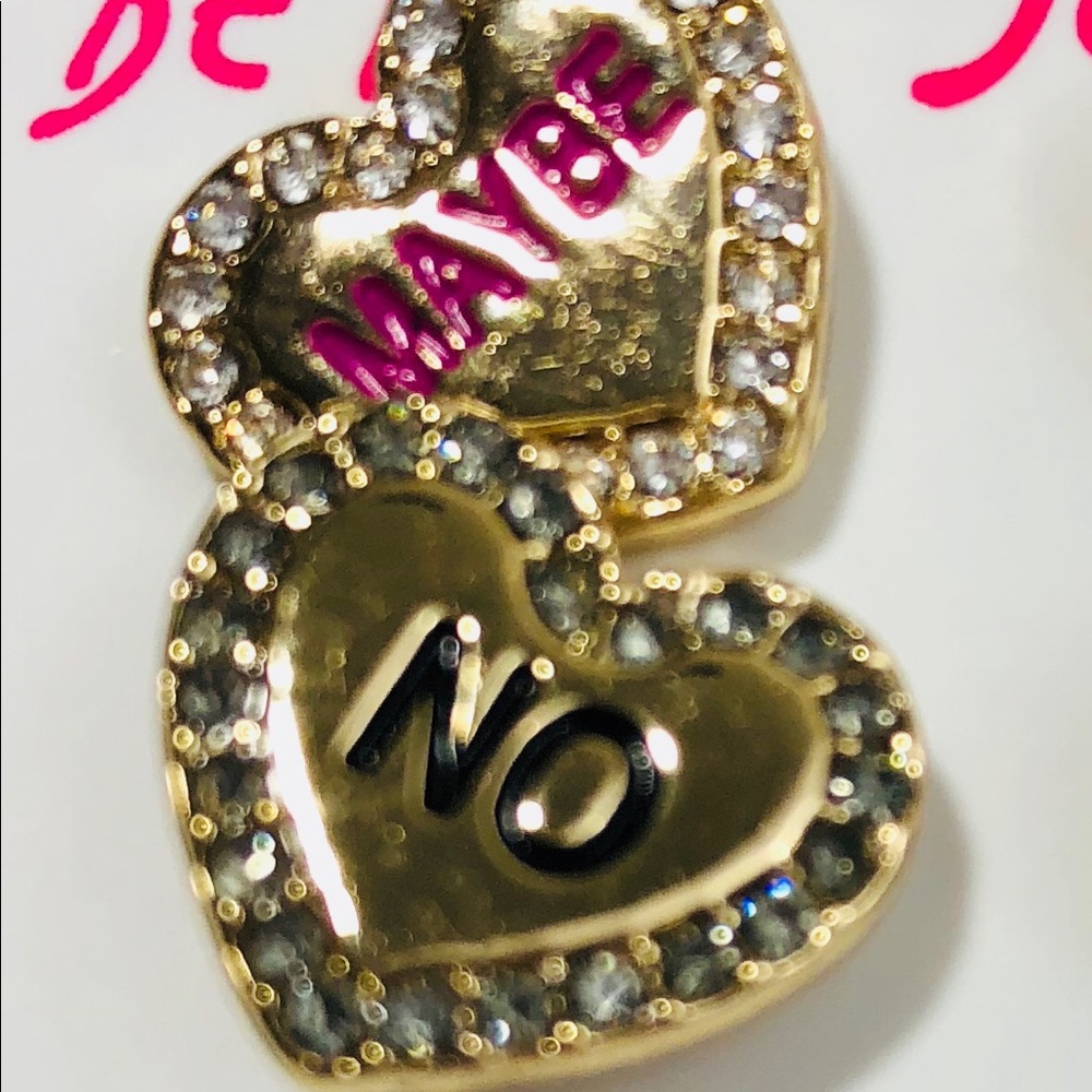 Betsey Johnson | NWT Bundle 4 Stud 1 Choker - Picture 5 of 8